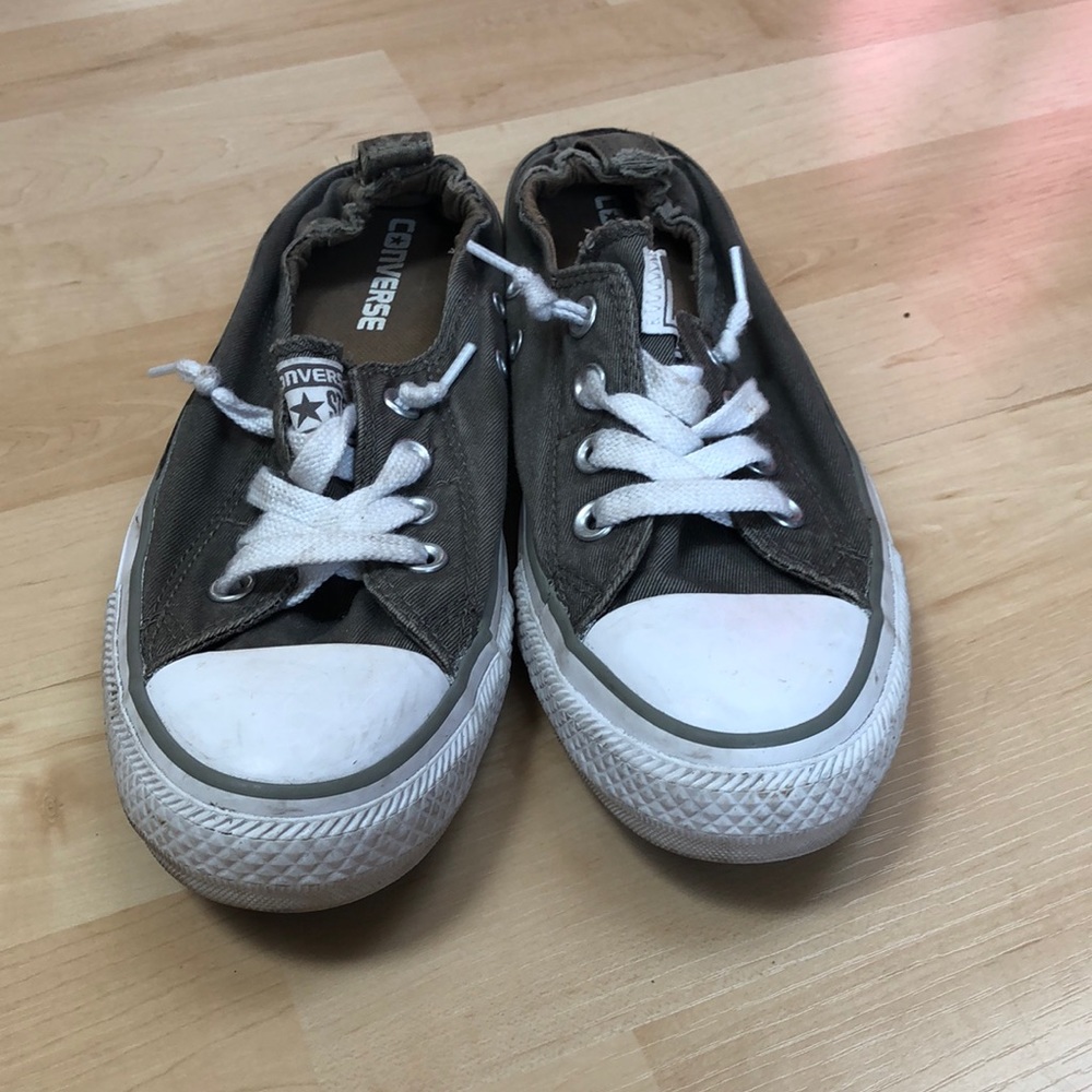 Grey converse shoes